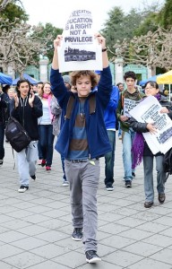 112204-03.03.protest2.CHO-01