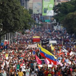 ¡Solidaridad con Venezuela! ¡No a una invasión de Venezuela!